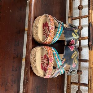 L’ARTISTE SPRING STEP SANDALS